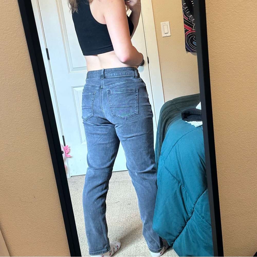 black american eagle mom jeans size 4 regular